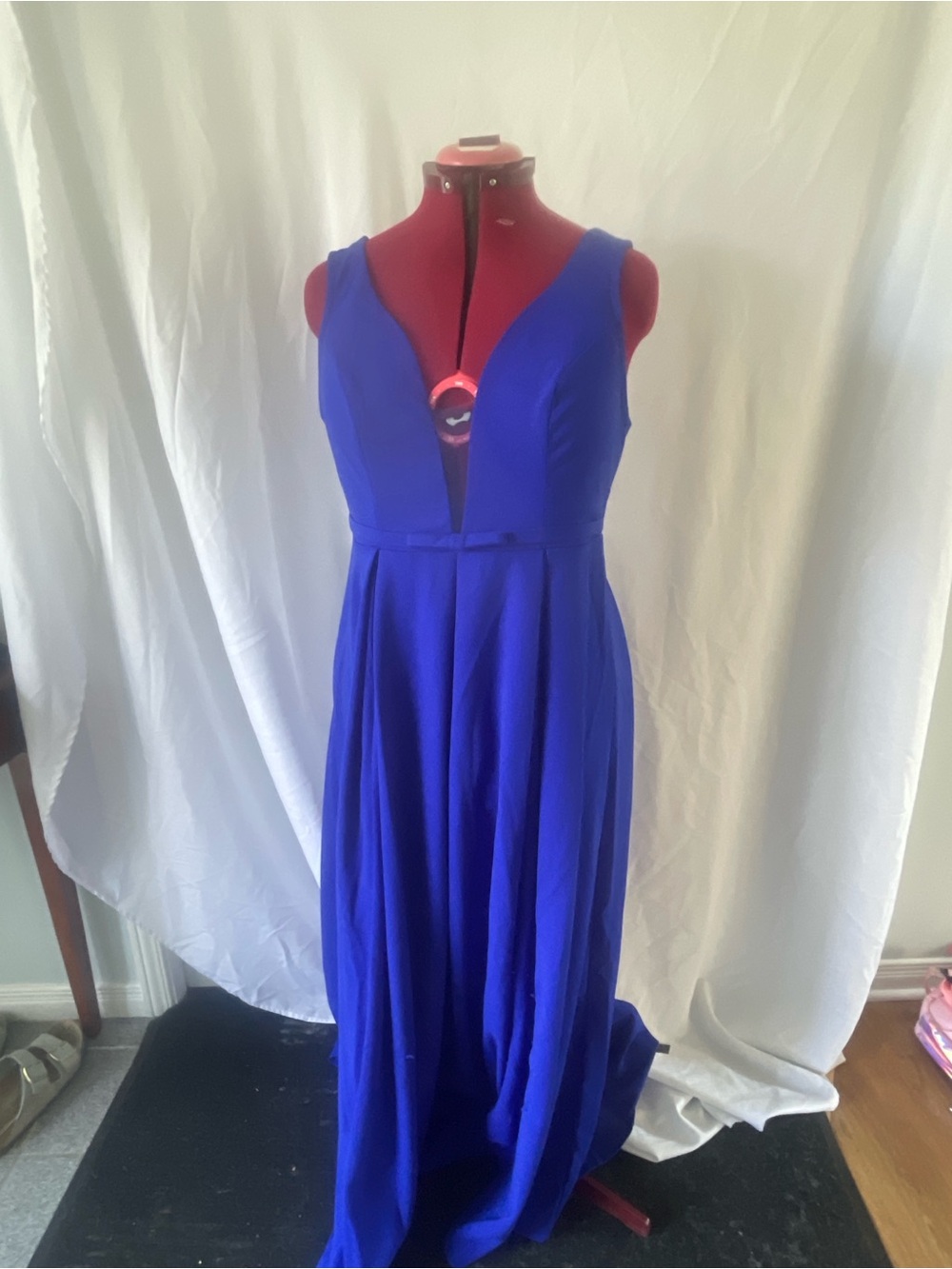 Elegant Deep Blue V-Neck Women’s Dress